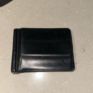 Authentic Gucci Sleek Black Wallet